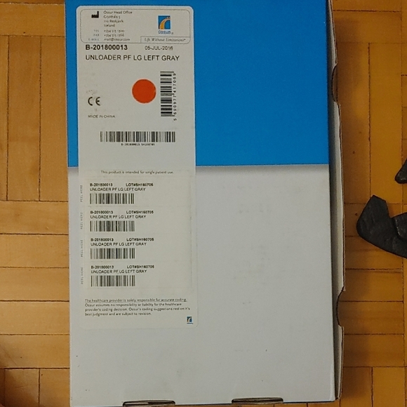 Adidas Blue and White Sports Box - Picture 3 of 3